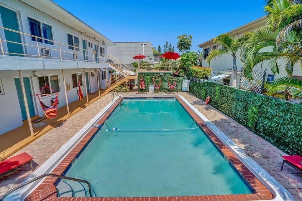 Hollywood Beach Family Pool Home Eksteriør billede